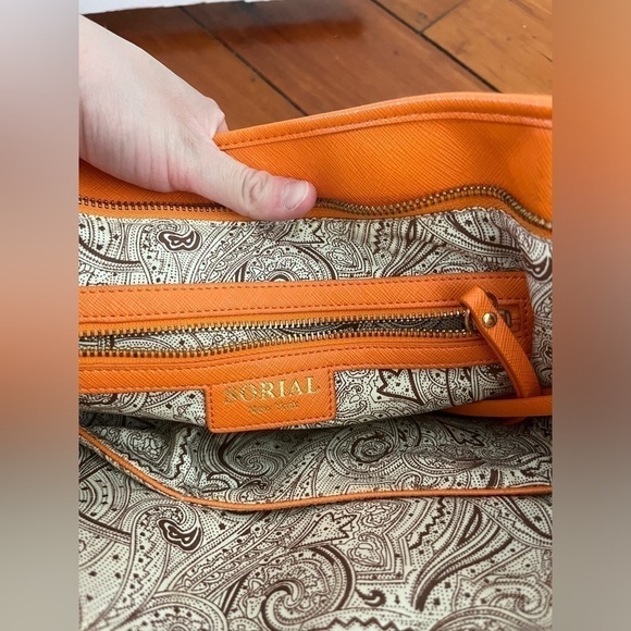 Sorial New York Orange Shoulder Tote Bag - Picture 6 of 12